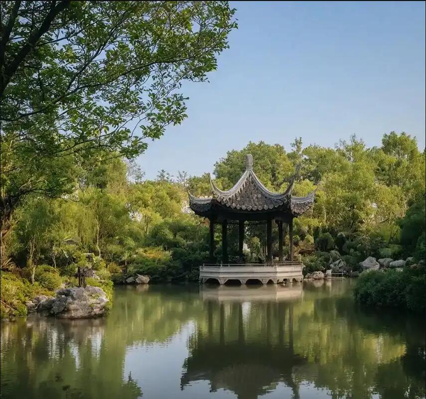 深圳龙岗盼烟餐饮有限公司